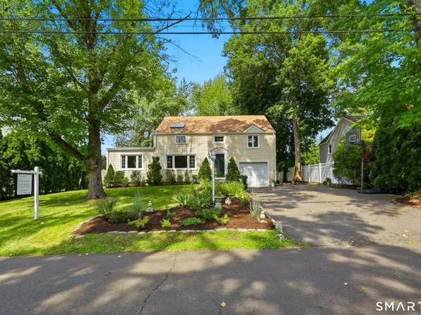 29 Lynn Court, Darien, CT 06820