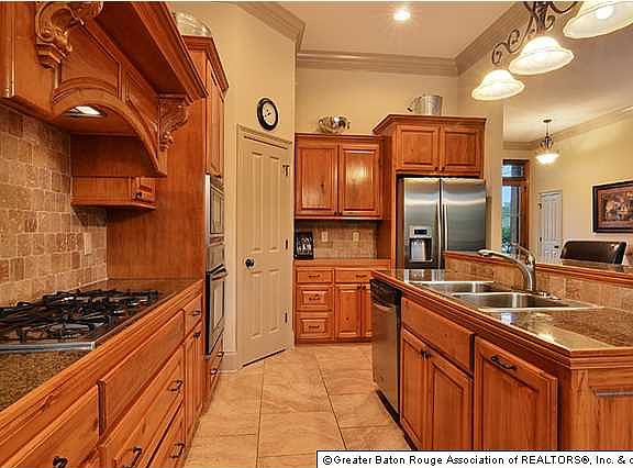 3rd image of 13111 Cypress Swamp Dr