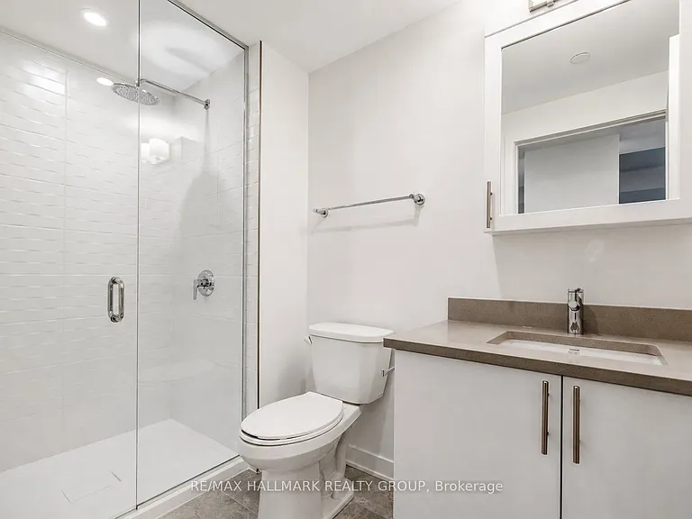 340 Queen St #1502 — Photo 7