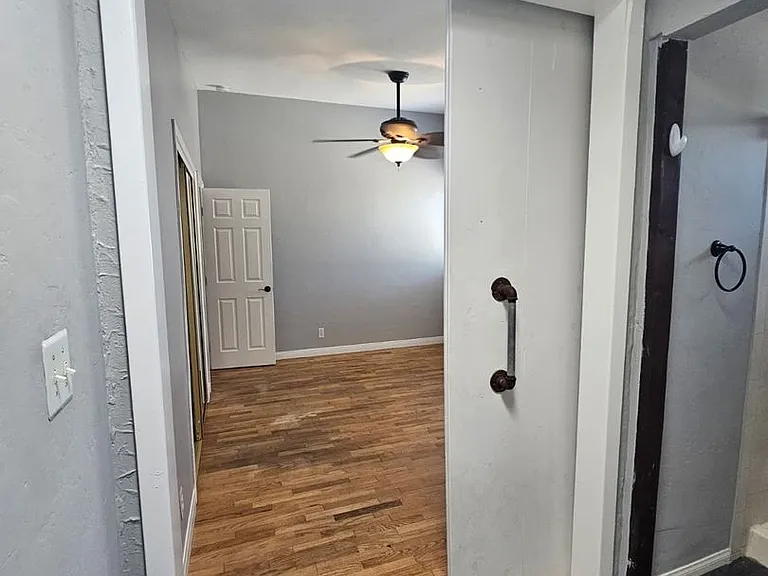 352 Bonito Ave — Photo 23