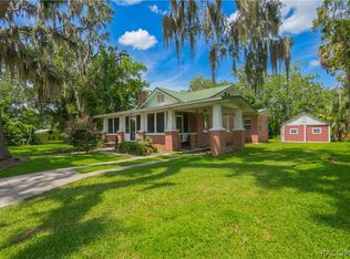 408 W Dampier St, Inverness, FL 34450