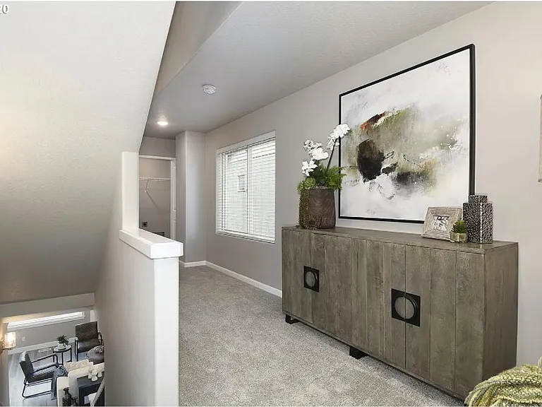 8067 NE Sabo St — Photo 15
