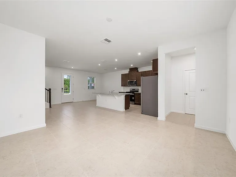 2420 Celebration Blvd — Photo 9