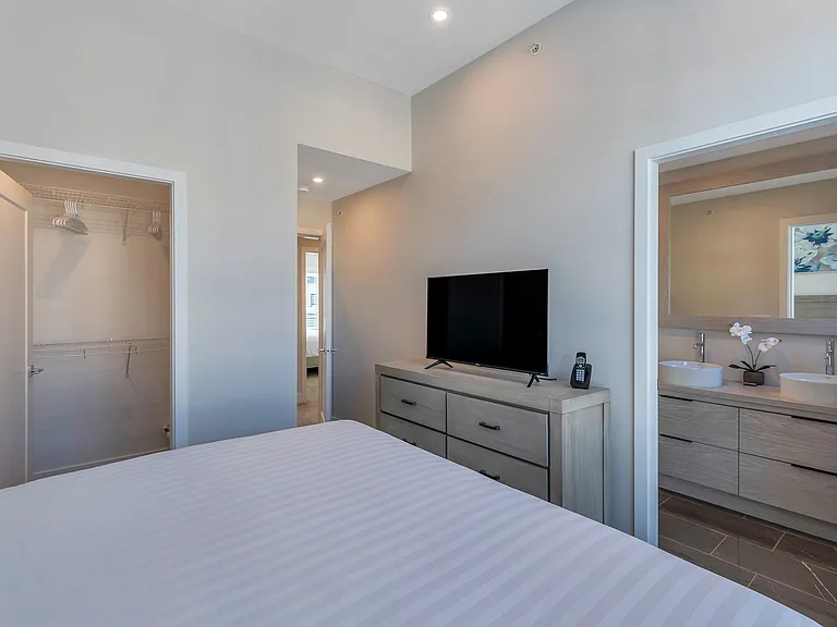 45500 Campus Dr #34 — Photo 27