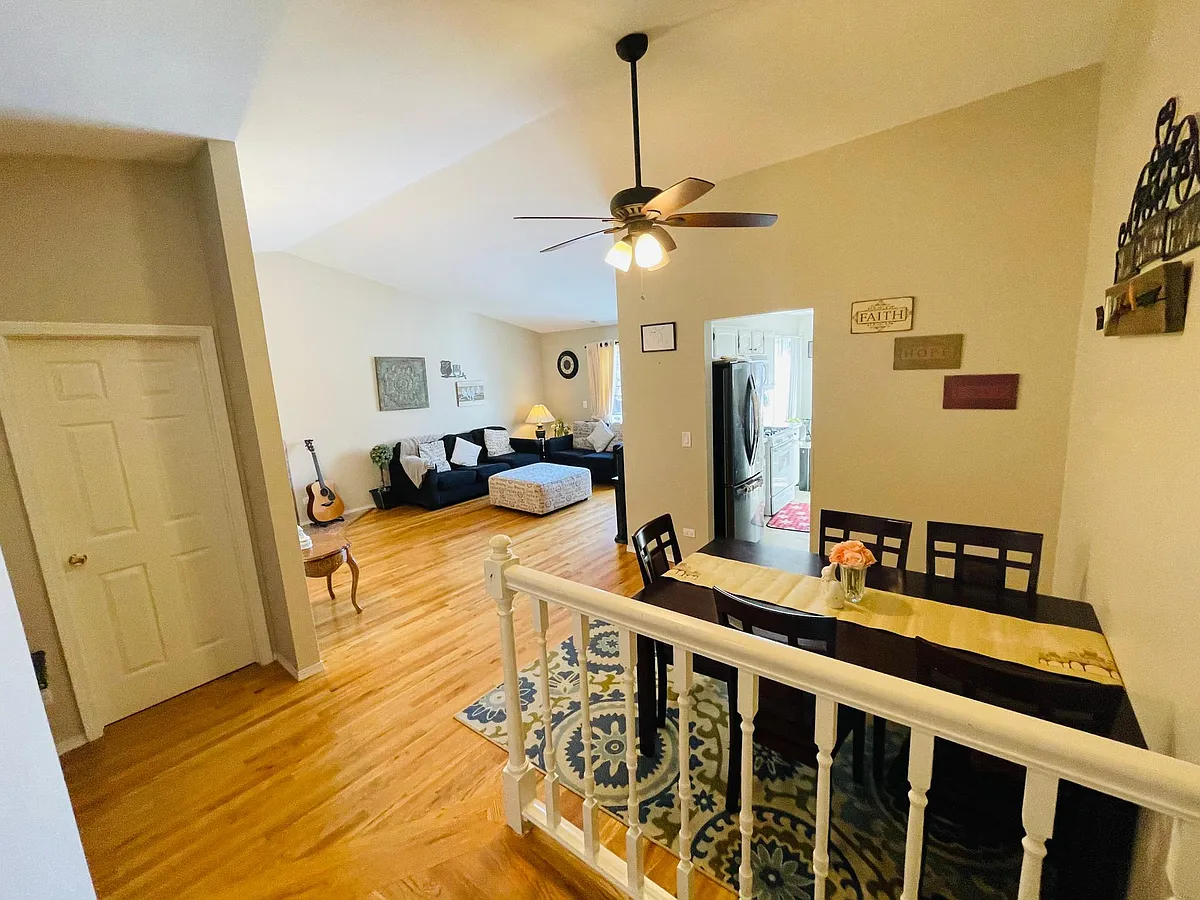 Building Photo - 1232 Streamwood Ln #359
