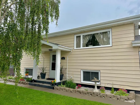424 S Ingalls St, Powell, WY 82435