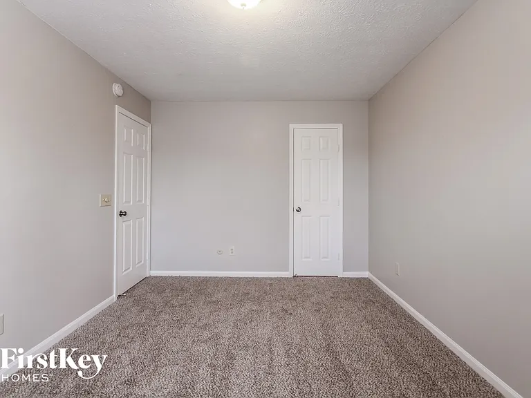 1927 Glendora Dr — Photo 11