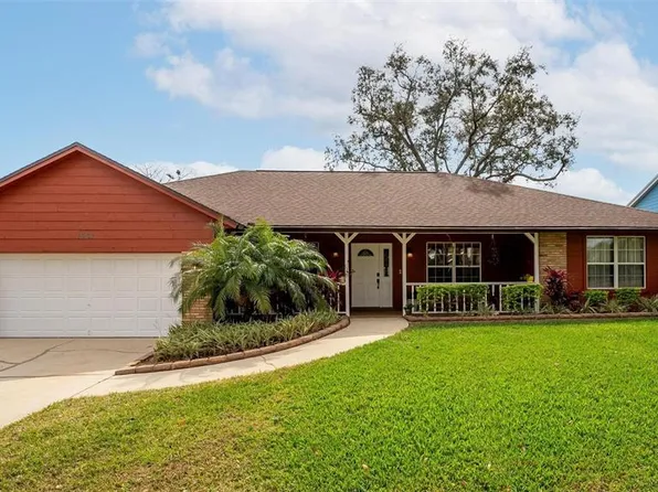 1562 Dess Dr, Orlando, FL 32818