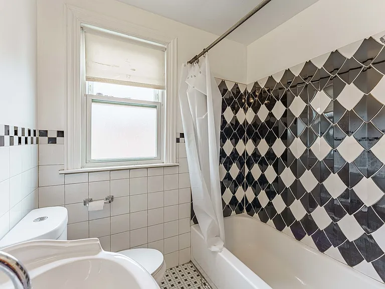 6255 W School St #2 — Photo 10
