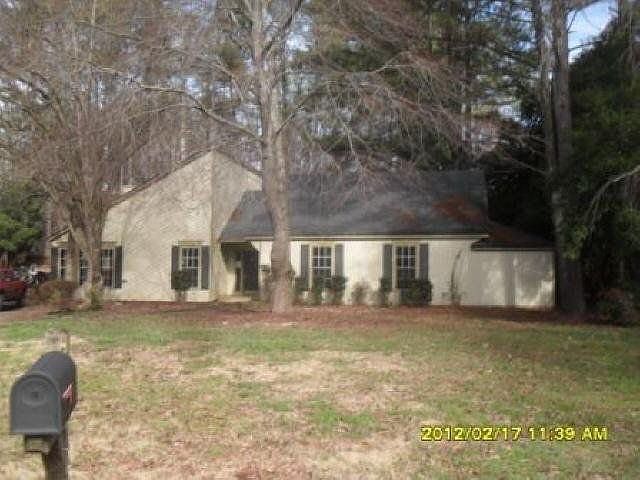 1st image of 150 Summerfield Dr