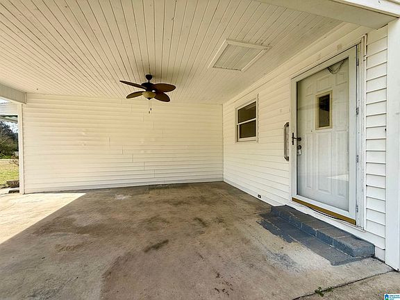 4th image of 207 Church St