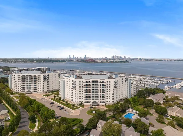 1001 Marina Dr APT 803, Quincy, MA 02171