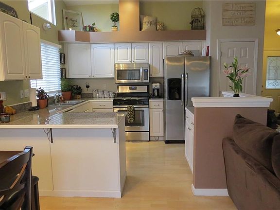 5th image of 6706 49th St NE