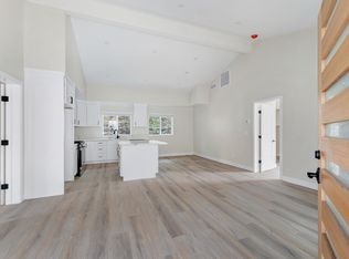 1674 Fremont Dr #1, Thousand Oaks, CA 91362