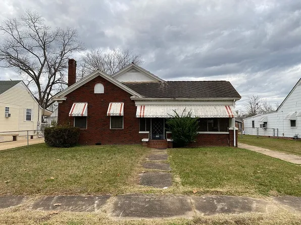 1209 Primrose Ter, Selma, AL 36703