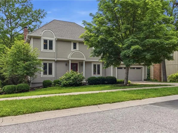 7905 Mullen Rd, Lenexa, KS 66215
