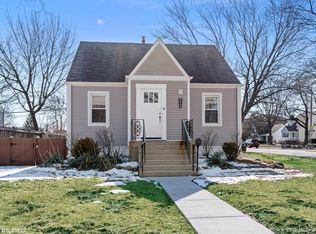 7021 Church St, Morton Grove, IL
