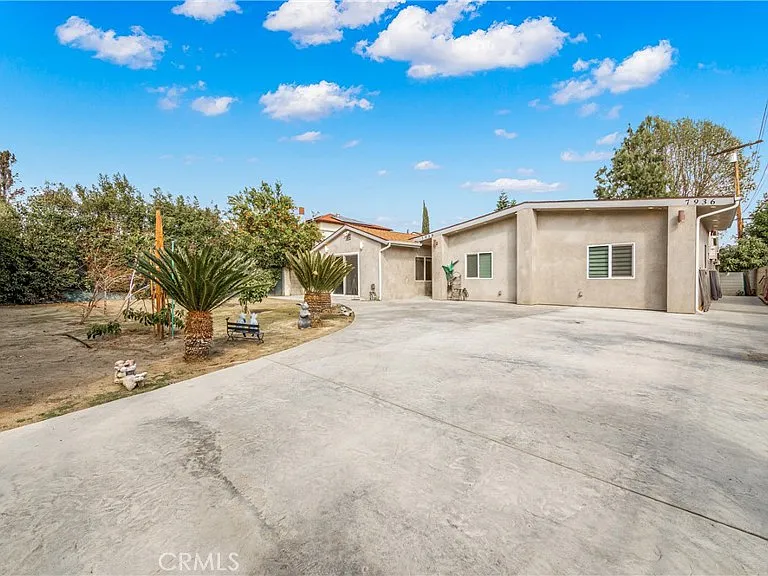 7938 Ventura Canyon Ave — Photo 17