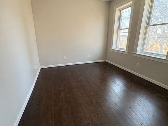 4th image of 31 Dayton St #B5