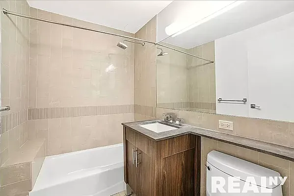 Rented by REAL New York | media 40