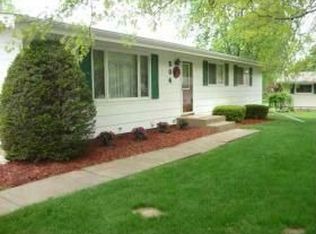 304 National Ct, Cambridge, IL 61238