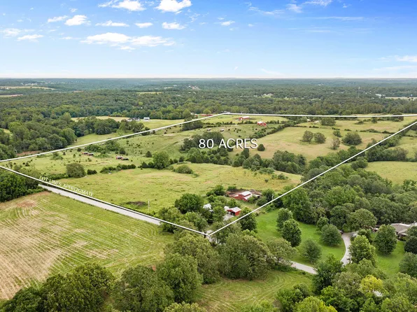 3812 N Farm Rd 131, Springfield, MO 65803