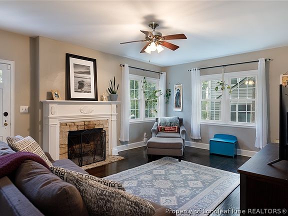 4th image of 606 Westmont Dr