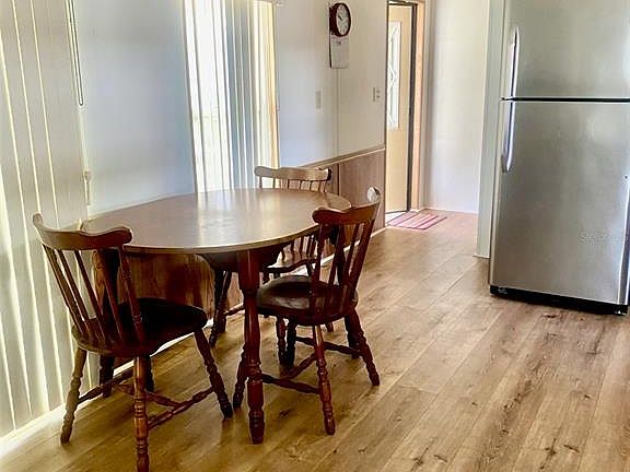 2nd image of 622 Cottage Park Ln