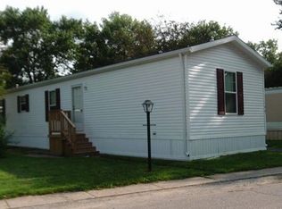 32 E Woodside Ter, Holland, OH