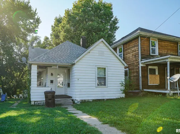 2123 N Machin Ave, Peoria, IL 61604