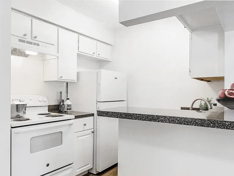 Milana Reserve Apartment Homes — Photo 42