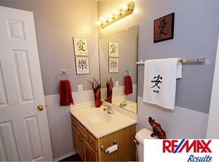 18656 T St, Omaha, NE 68135