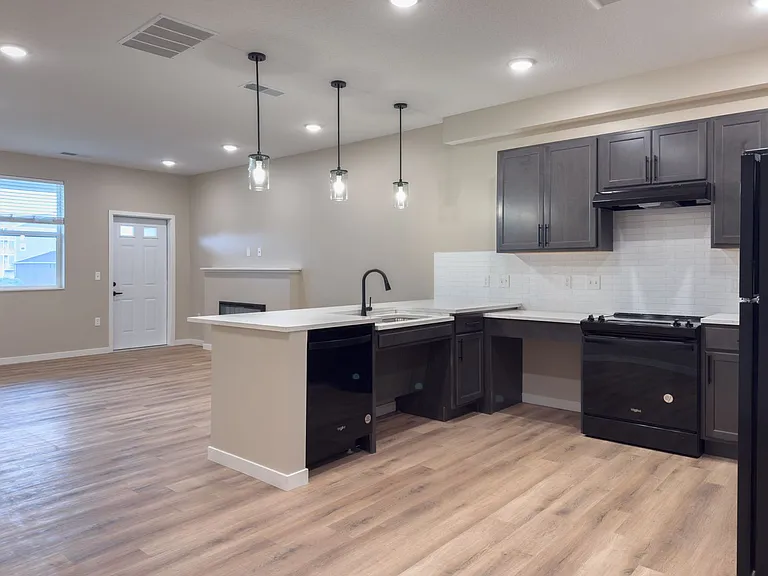 The Pines | Specials Available | Townhomes For Rent — Photo 129