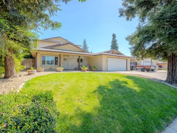 3609 W Evergreen Court, Visalia, CA 93277