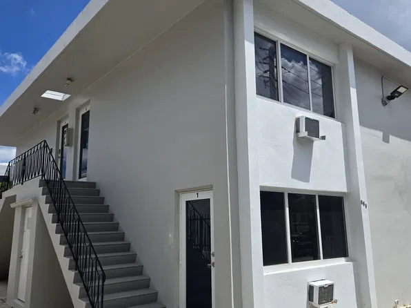 669 SW 2nd St APT 1, Miami, FL 33130