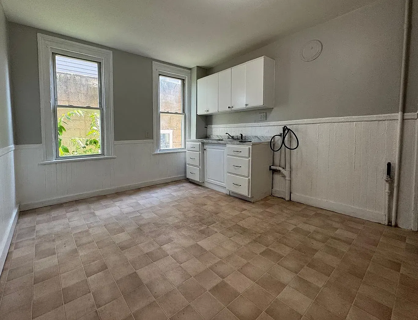 2 bed, 1.5 bath, 900 sqft, $1,750 — Photo 1