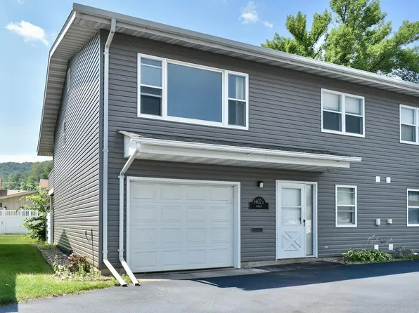 1402 McNally Dr, Winona, MN 55987
