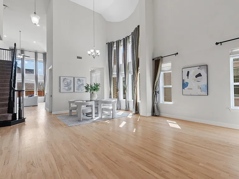 5600 Snowberry Dr — Photo 14