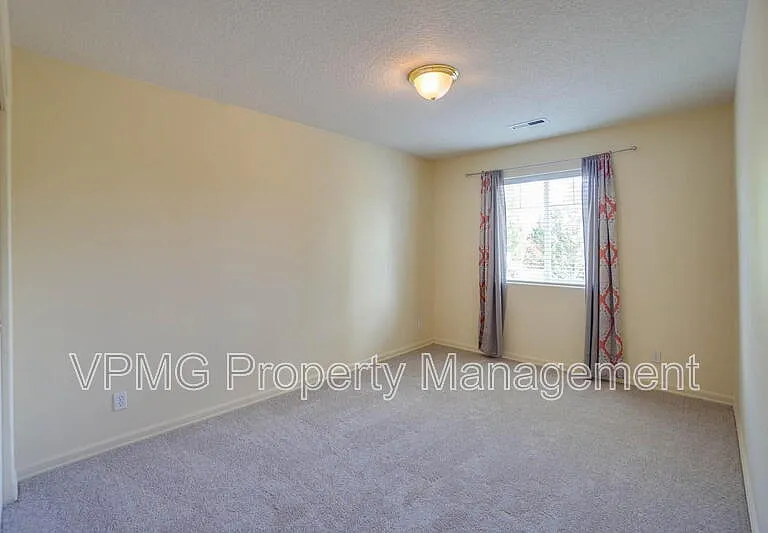 2214 NW 7th St — Photo 31