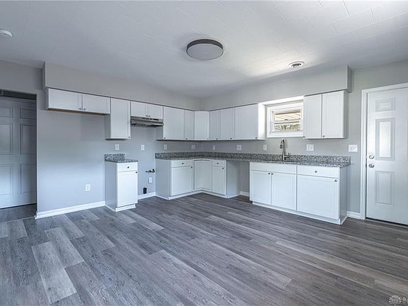 5th image of 3112 Mohican Ave