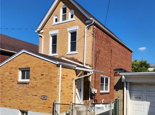 34 Chartiers Ave, Braddock, PA 15104