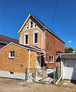 34 Chartiers Ave, Braddock, PA, 15104