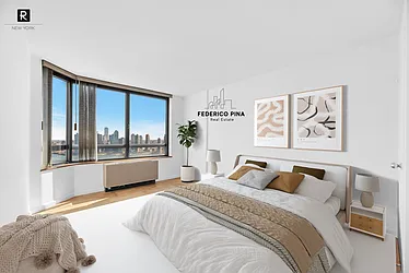 Rented by R New York