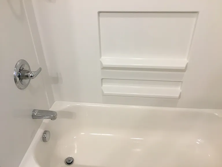 2807 Pine Dr NE — Photo 17