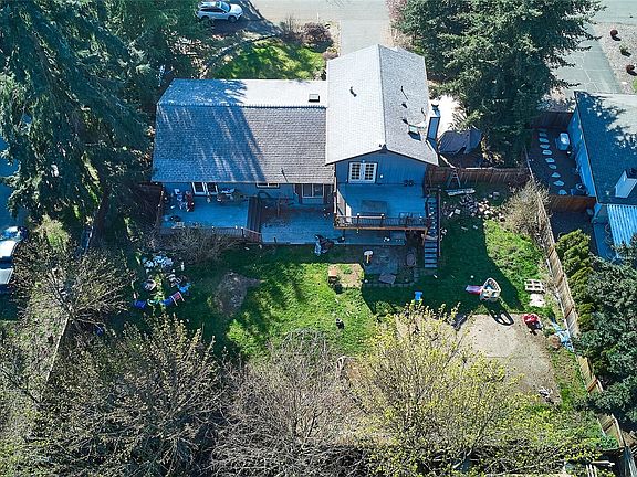 2nd image of 10417 190th Avenue Ct E