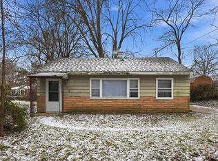 405 Pursley Dr, Fort Wayne, IN 46807