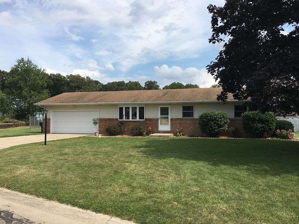 1st image of 55690 Mallard Dr