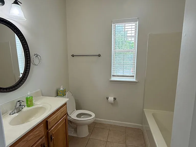 2 Morningstar Ln — Photo 8