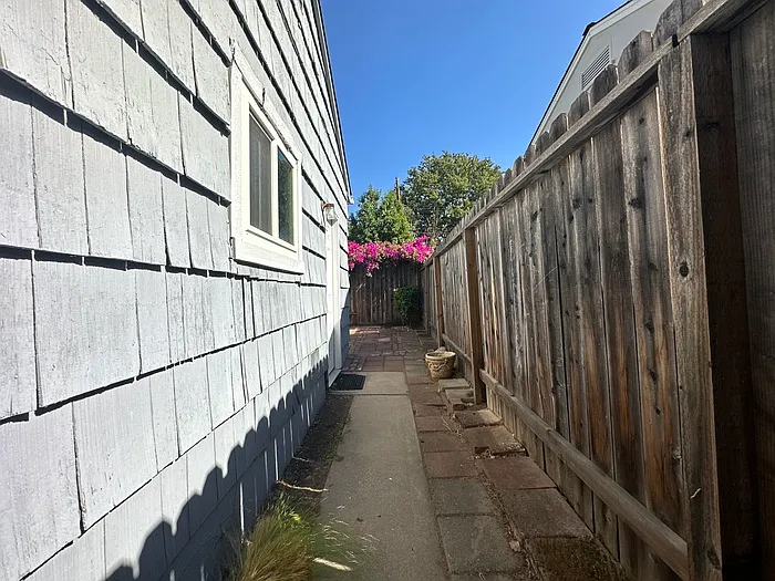 45 Aiken Way — Photo 24