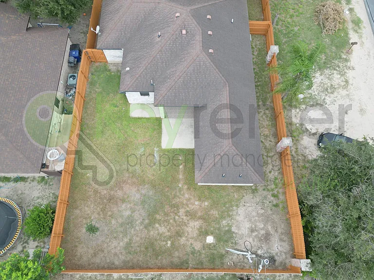 7816 N 26th St — Photo 31